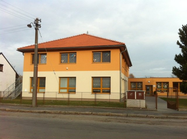 Mateřská škola (2012)